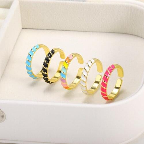 XU LIU FEI White Rings