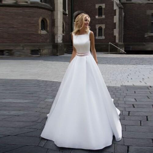 Simple Square Collar Sleeveless Satin A-line Backless Wedding Dresses With Sashes Sweep Train Bride Dress robe de mariee
