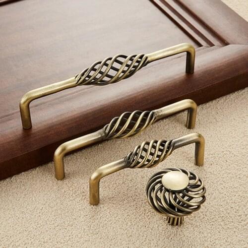 Vintage Bronze Door Knobs And Cabinet Handles Hollow Out Birdcage Handles Drawer Knobs Wardrobe Door Pullers Furniture Handle