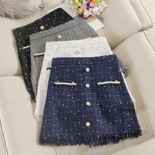 Vintage Plaid Tassel Skirt Women Casual Sweet A-line High Waist Pocket Skirts Winter Chic Pearl Button Fashion Ladies Mini Skirt