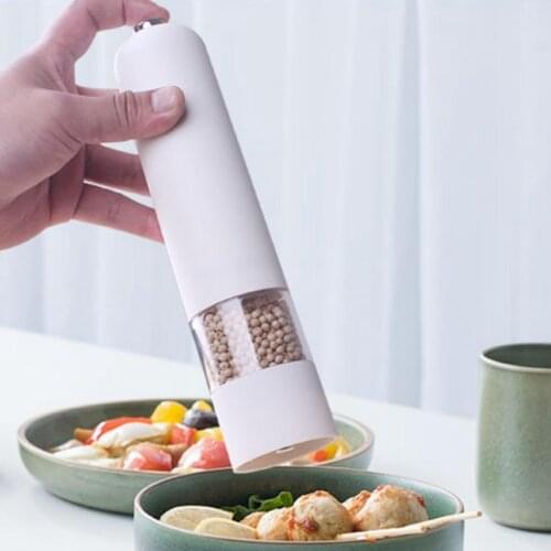Electric Salt & Pepper Mill Shaker Salt Miller Spice Peppercorn Crusher