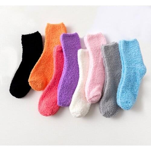 2020 Solid Warm Lady Cute Thermo Winter Thick Casual Women Socks Terry Fuzzy Resist Snow Socks Fluffy Short Cotton Socks Female