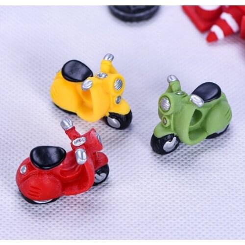 Car Ornaments Micro Landscape Figurine Dollhouse Home Decoration Ornament Garden Miniature Craft DIY Desk Decorations 3x2.5cm