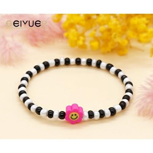 Turkish Smiley Charm Bracelets Acrylic Black White Beaded Bracelet for Women Pulseras Star Charm Autumn Winter Jewelry 2021 New