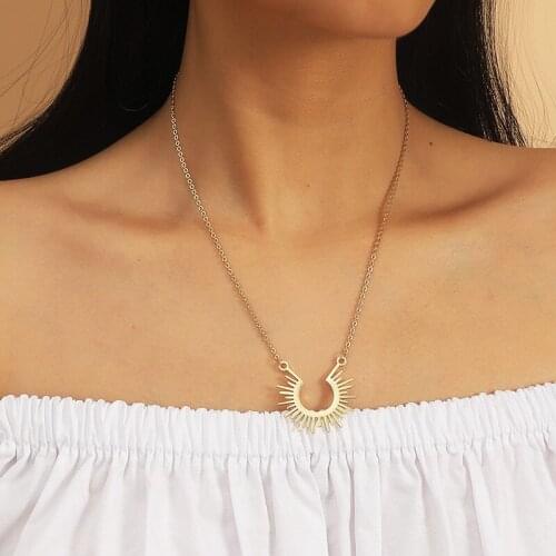 Stainless Steel Geometric Half Circle Sunflower Necklace Korean Fashion Womens Party Jewelry Womens Jewelry Birthday Gift