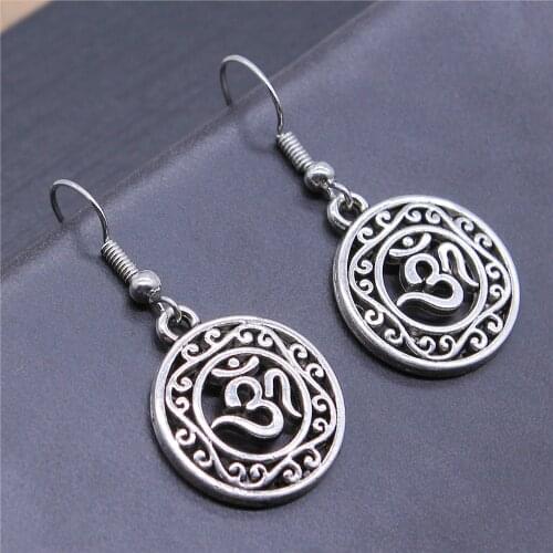Vintage Antique Silver Color 22x19mm Hollow Carved Circle Om Symbol Charms Dangle Earrings Fit Women Party Gift
