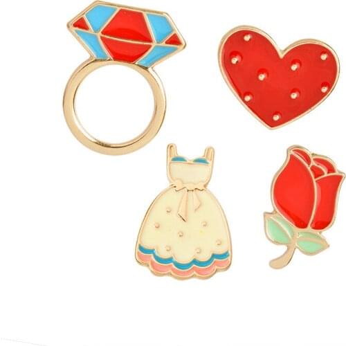 Heart Rose Dress Metal Badges 2017 New Fashion Brooch Pins For Clothes Badges Icons On Backpack Women Decorative Brooches