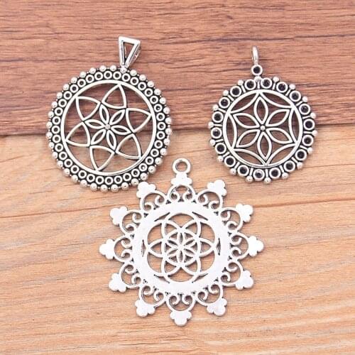 4PCS 3 Styles Picture Color Circular Hollow Charms Flower Pendants Handmade Decoration Vintage For DIY Jewelry Making Findings