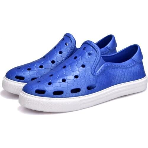 Mens Sandals Summer Slippers Mens Outdoor Beach Casual Shoes Mens Sandals Water Shoes