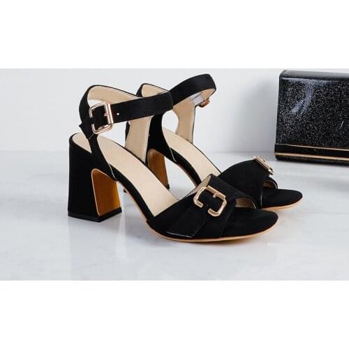 Shoes Luxury Sandals High Heels 2021 Womens Buckle Suit Female Beige Fashion High-heeled Girls Block New Velvet Low Summer Blac