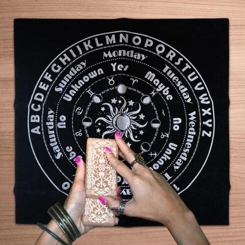 Tarot Card Tablecloth Divination Altar Tarot Card Pad Flannel Astrology Table Cloth For Psychologists Magicians 30x30cm