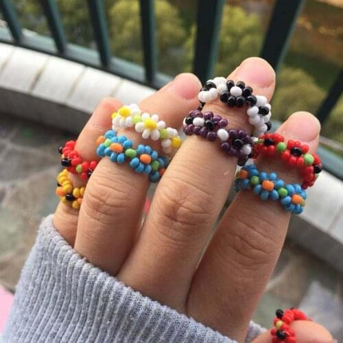 Seed Bead Ring Daisy Flower Dainty Rings for Women Handmade Stackable Beads Colorful Rainbow Jewelry Gift for Girls Friends