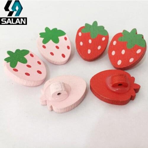 Wooden color cartoon cute strawberry button wood button clothing accessories DIY wood children clothing accessories