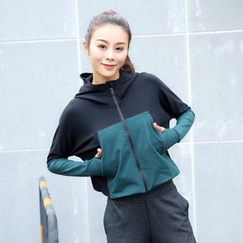 Running Jacket Women Windproof Hooded Sport Coat Outwear Full Zipper Fitness Yoga Gym Sweatshirt with Pocket
