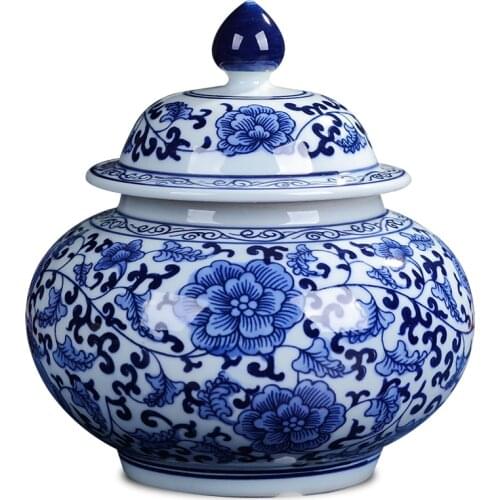 Jingdezhen Ceramic tea pot blue and white tea jar