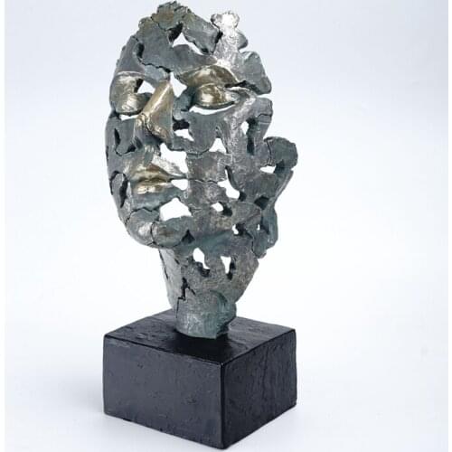 Resin Statue Vintage Hollow Mens Golden Mask Sculpture Ornaments Home Decor Abstract Figurines Crafts Living Room Decoration