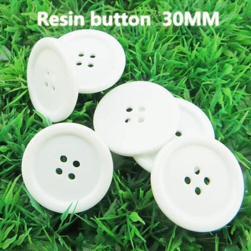 100PCS 30MM black/White Dyed RESIN button 4hole coat boots sewing clothes accessory garment buttons P-094W