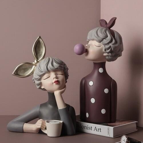 Modern Home Decoration Figures Furniture Decoration Accessories Nordic Style Bubble Girl Resin Sculpture Living Room Decoration