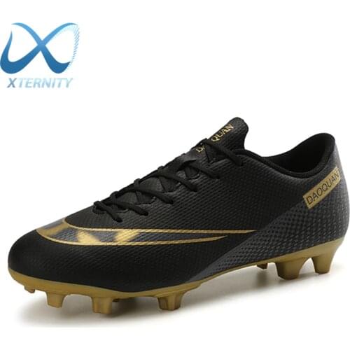 Large Size Long Spikes Soccer Shoes Outdoor Training Football Boots Sneakers Ultralight Non-Slip Sport Turf Soccer Cleats Unisex