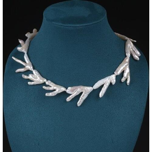 Clavicle Necklace Natural Claw Shape Freshwater Baroque Pearl Choker Necklace