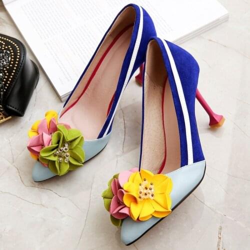 New Womens Shoes Cowhide Leather Color Matching Pointed Flower Shallow Mouth Contrast Color Striped Cat Heel High Heel Pumps