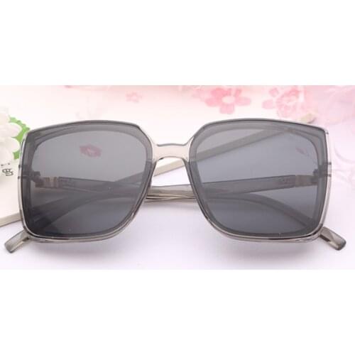 72037 2020 hot new light Sunglasses large frame fashion glasses