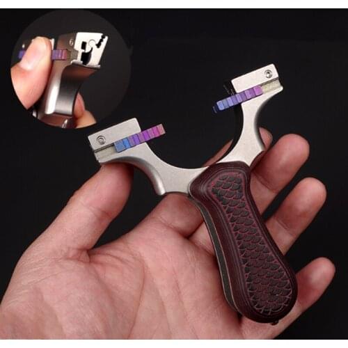 The new TC21 titanium alloy slingshot fast and high precision slingshot + flat rubber band, suitable for outdoor hunting games