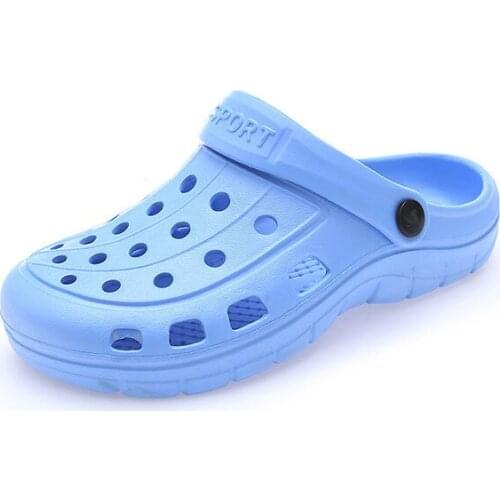 Womens Garden Sandals 2021 Cool Summer Fashion Hollow Out Candy Clogs Lady Outdoor Beach Garden Slippers Girls EVA Jelly Clogs