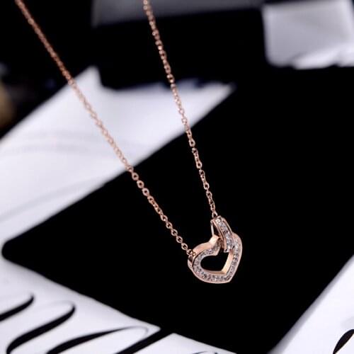 YUN RUO 2018 Rose Gold Color Luxury Qualities Fashion Elegant Heart Pendant Necklace Titanium Steel Jewelry Woman Gift No Fade