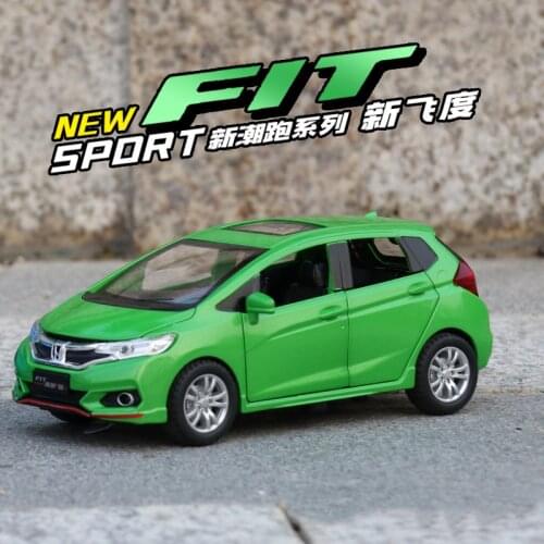 Diecast Toy Car Model 1:32 Scale Honda FIT JAZZ SUV Pull Back Doors Openable Sound & Light Educational Collection Gift For Kid