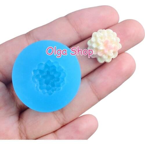 HYL392 15.0mm x 16.0mm Tiny Chrysanthemum Flower Silicone Mold Fondant Cake Decoration Craft Nail Resin Clay Art Candy Earrings