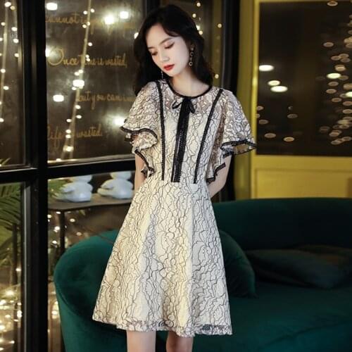 Charming V-neck short sleeves lace Short Evening Dresses 2020 Sexy Strap Party Prom Gowns Vestidos De Gala