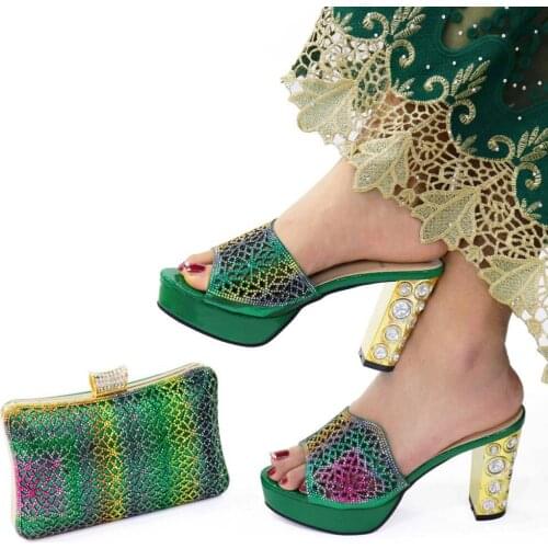2021 High Quality New Design Italian Ladies Shoes Matching Evening Bag in Green Slingbacks Sandals with Shinning Crystal