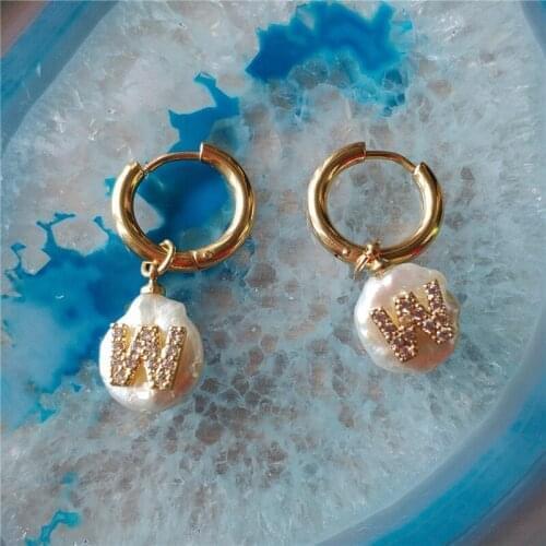 5pairs Flat Coin Freshwater Pearl Charm Pave White CZ Initial 26 Alphabet Letter Gold Women Hoop Earring For Wedding Dainty Gift