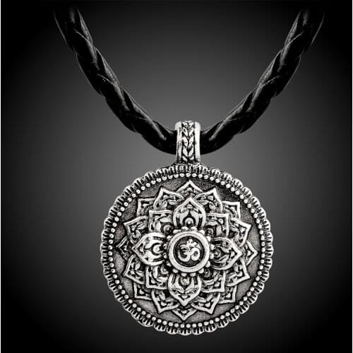 Silver Color Retro Tibet Spiritual Necklace Tibet Mandala Pendant Necklace Geometry Amulet Religious Jewelry