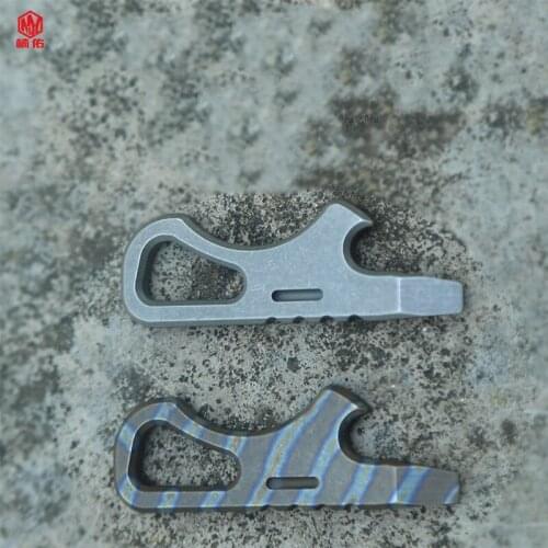 1PCS Titanium Alloy Crowbar EDC Small Pendant Mini Multifunctional Keychain Outdoor Camping Beer Bottle Opener