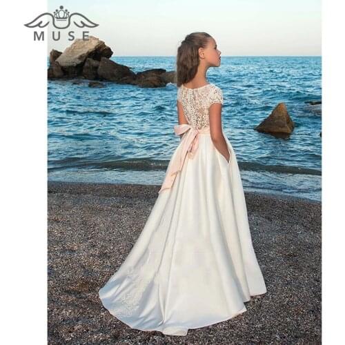 Vintage Lace Satin Children Girls First Communion Dresses Vinage Girls Elegant Girls White Ivory Flower Girls Dress Custom