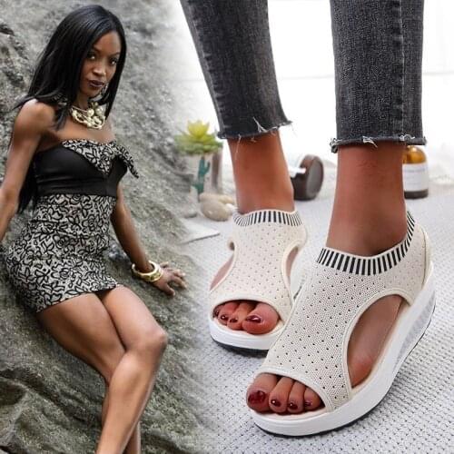 Womens 2021 new fashion hot-selling casual thick-soled sandals comfortable summer soft and comfortable breathable outdoor shoes