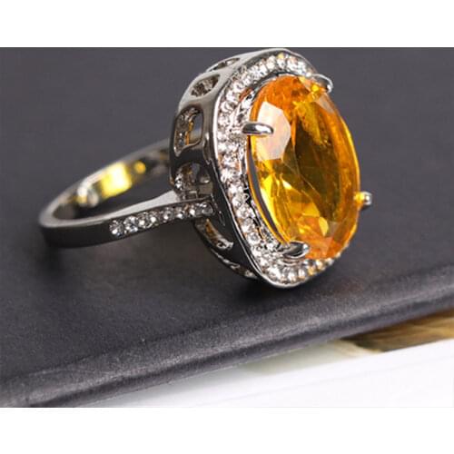 Vintage Classic Yellow Zircon Womens Ring Luxury Temperament Party Jewelry Wedding Ring Anniversary Gift