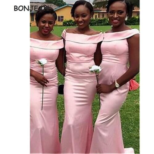 Elegant African Off the Shoulder Bridesmaid Dresses Long Shiny Satin Black Girls Wedding Party Dress for Womens