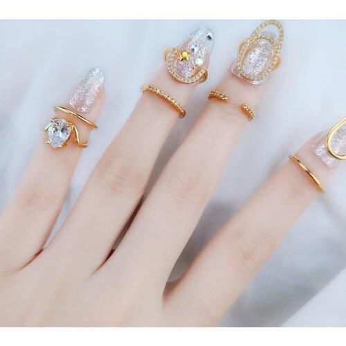 2021 New Rhinestone Hollow Metal Trendy Cool Fingertip Nail Shining Armor Ring for Women Girls Jewelry Party Accessories