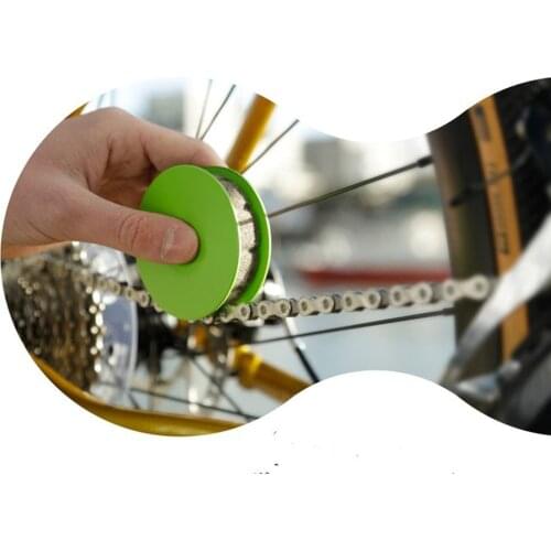 2020 New Bike Chain Gear Oiler Roller Bicycle Chain Washer Cleaner Tool Bike Chain Care #gao
