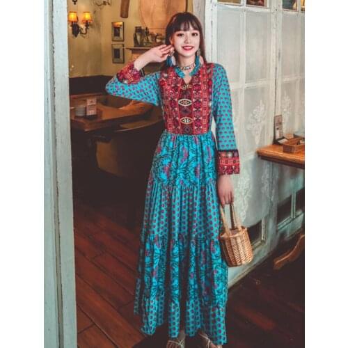 2021 Summer New Womens Ethnic Style Embroidery Positioning Printing Waist Big Swing v-Neck Holiday Long Dress Bohemian Dress