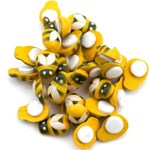 200PCS Ladybug Wood Sewing Buttons for Kids Clothes Scrapbooking Fridge Magnet Decoration Handicraft DIY Accessories 9X13MM