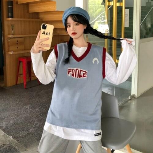 Autumn Winter New Korean Womens Knitted Vest V-neck Sleeveless Vest Sweater Female Students Loose Lazy Warm Vest Knit Sweater