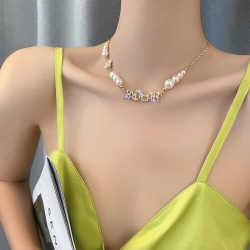 Pearl necklace female 2021 new compact design sense personality stitching clavicle chain hip hop fashion exaggerated necklace