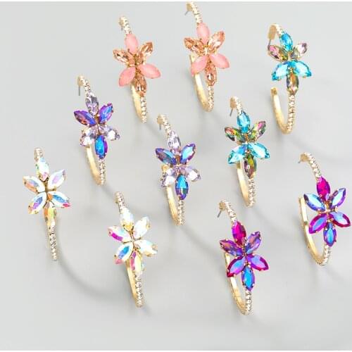 Pauli Manfi Fashion Metal Rhinestone Flower Earrings Womens Popular Opening Hoop Earrings Party Accessories