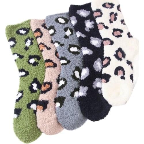 Coral Velvet Cotton Thicken Cashmere Socks Women Kawaii Leopard Fluffy Funny Ladies Short Sock Fashion Warm Casual Harajuku Sox
