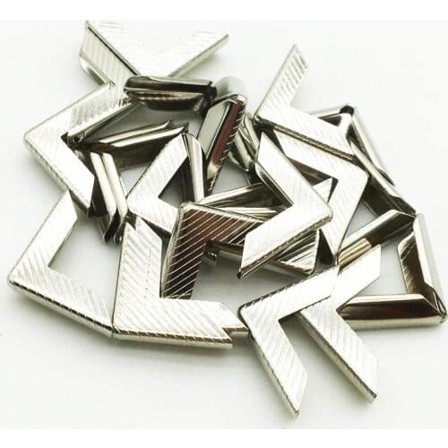 50PCS/Lot 16X16X5mm Silver Metal Book Corners For Photo Albums Menus Folders DIY Scrapbooking Decor Corner Protectors WD0295