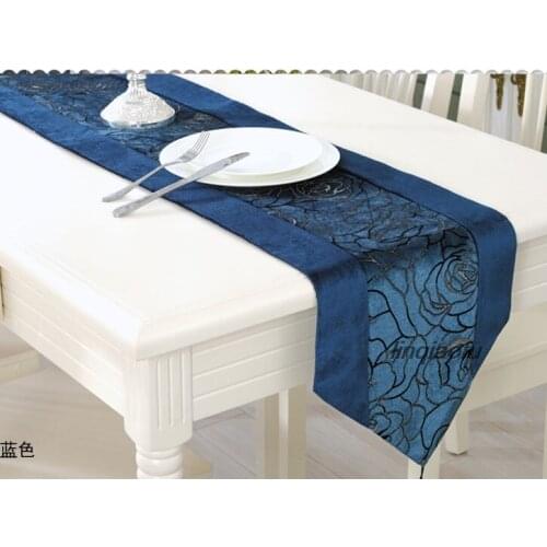 Modern and simple European table runner, coffee table, table cloth, bed runner